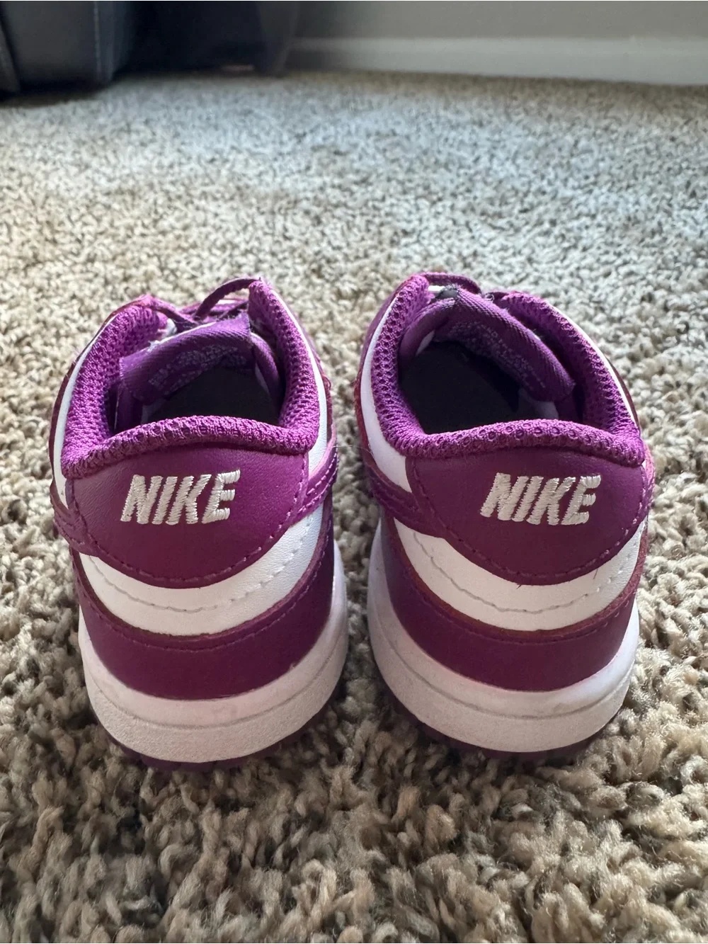 Nike Kids Purple and White Low-Top Sneakers with Hook-and-Loop Strap
